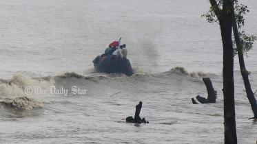 Cyclone-Bulbul-wb.jpg