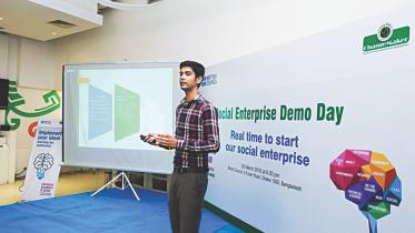 demo day.jpg