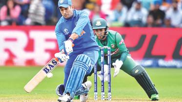 Dhoni.jpg