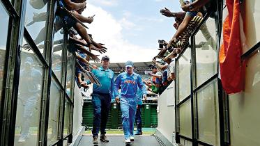 Dhoni.jpg