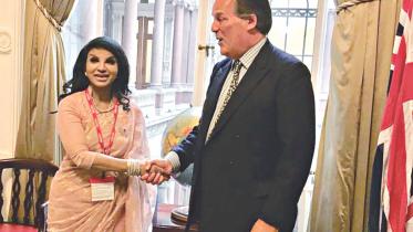 diplomat Saida Muna Tasneem.jpg