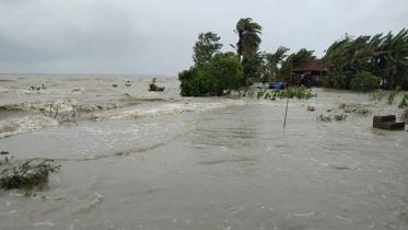 during-cyclone-Amphan.jpg