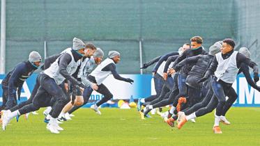 england players.jpg
