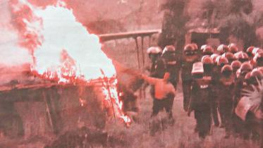 fire on santal homes.jpg