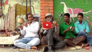 Flute-maker.JPG