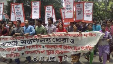 Gang-rape-procession.jpg