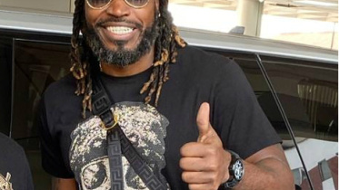 Gayle in town.jpg