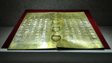 golden-books-1-web.jpg
