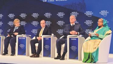 hasina in davos.jpg