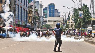 hawkers clash 1.jpg