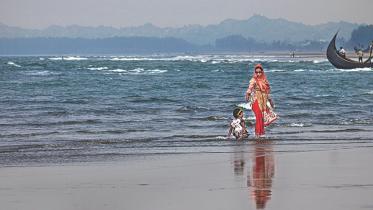 Hit The Beach 1.jpg