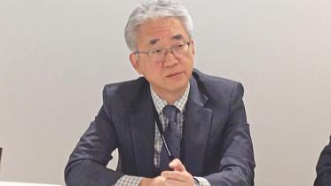Hun Kim.jpg