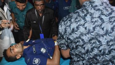 Injured-cop-Ctg-1WB.jpg