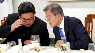 Koreas