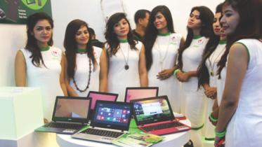 laptop fair 1.jpg