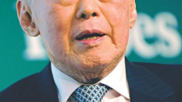 lee singapore.jpg