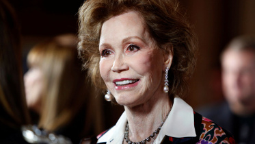 Mary-Tyler-Moore.jpg