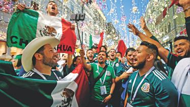 mexico fans.jpg