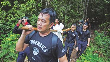 migrants body.jpg
