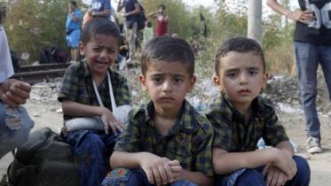 migrants new.jpg