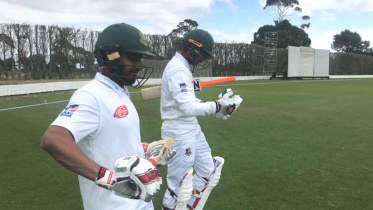 Miraz and Mahmudullah.jpg