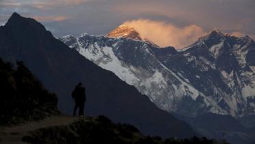 mount-Everest-web.jpg