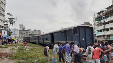 Narayanganj_Train_web.jpg