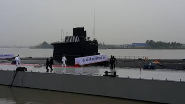 Navy submerine.jpg