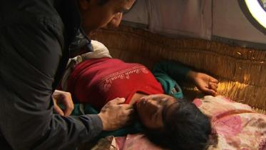 Nepal-quake victim.jpg