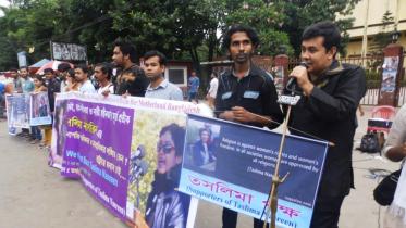 Niloy-blogger-twt-wb.jpg
