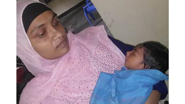 noakhali_baby_wb.jpg