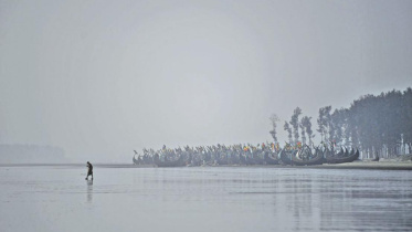 on_black_water1.jpg