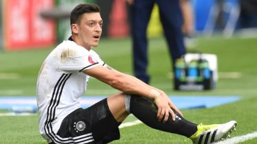 ozil.jpgns_.jpg