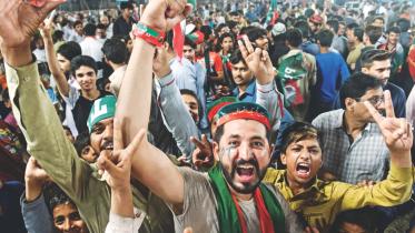 pak election 25.jpg