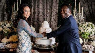 pele-girlfriend-1007.jpg