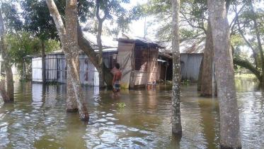 people marooned.jpg