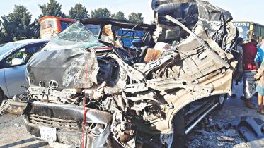 road crash.jpg