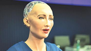 Robot Sophia.JPG