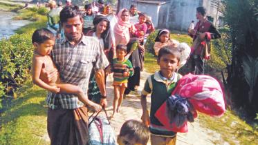 Rohingyas flee.jpg