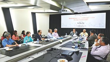 Round Table