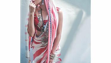 Sari.jpg