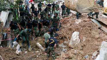 Sri-Lanka-landslide-web.jpg