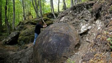 stone-ball(1).jpg