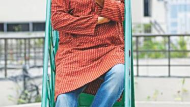 tariq_anam_khan_3333.jpg