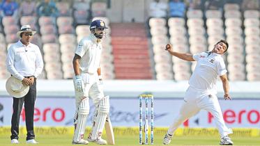 Taskin Ahmed.jpg