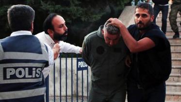 Turkey, army coup, failed coup, police, suspend, 