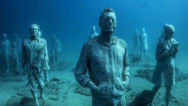 underwater-1.jpg