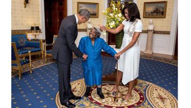 white-House-photoWb.jpg