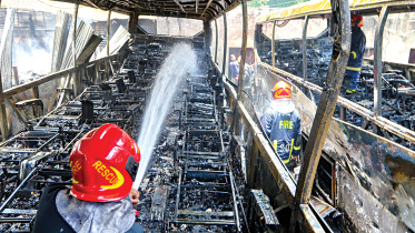 gopibagh-garage-fire.jpg