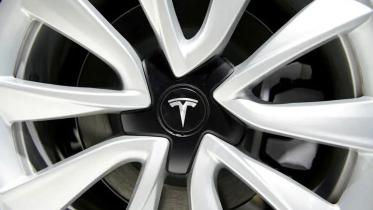 tesla-zooms-past-2.jpg